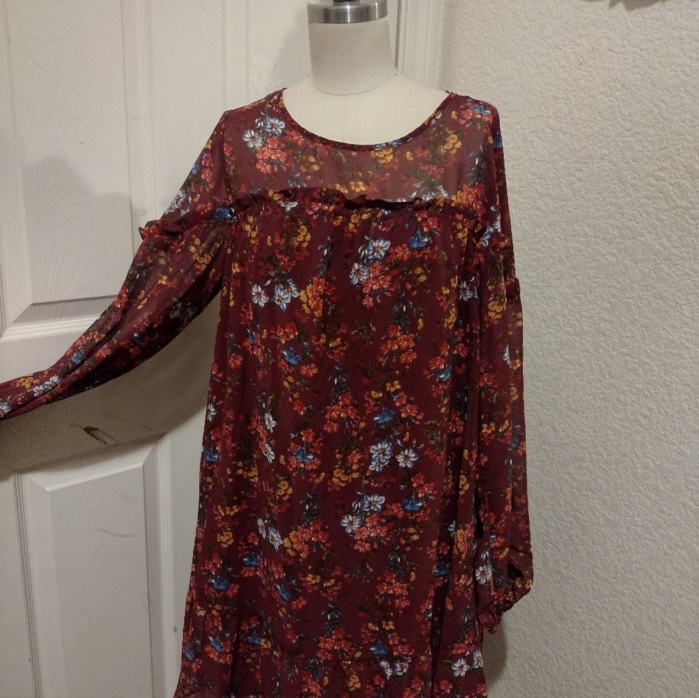 Floral Time and Tru dress size M